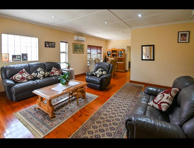 4 BEDROOM HOUSE FOR SALE IN SHERWOOD